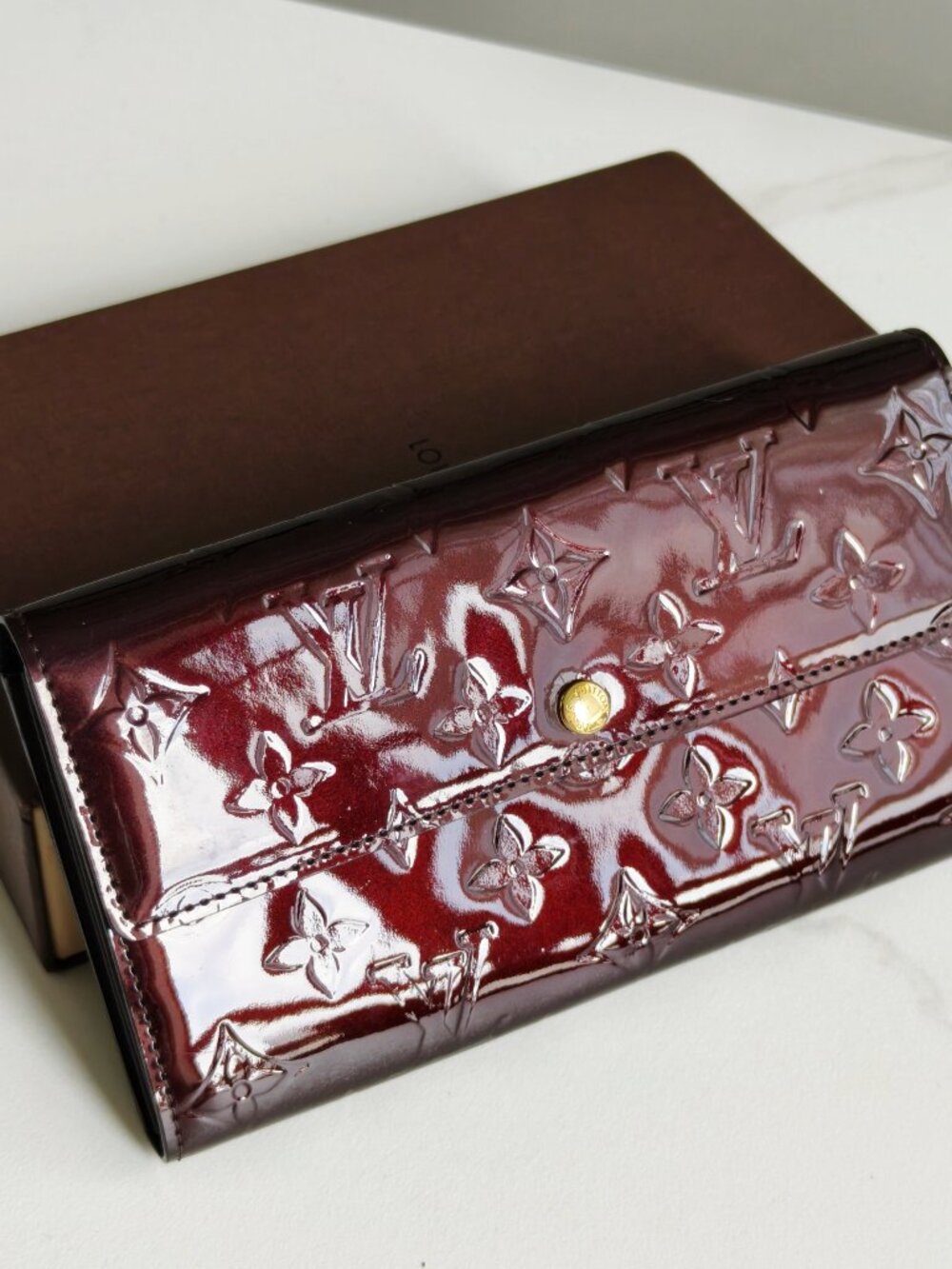 Louis Vuitton Vernis Sarah Wallet Amarante Patent Leather Long Wallet Burgundy - Picture 12 of 15